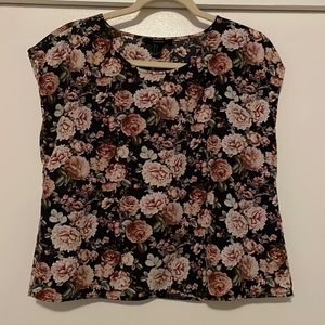 Forever 21 cute floral blouse
